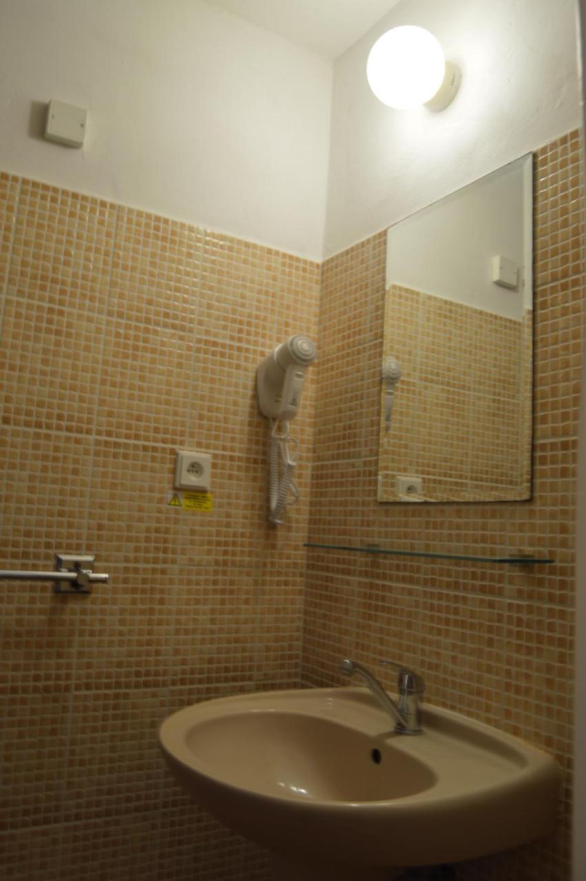 Hotel*** Cesky Dum Chomutov Zimmer foto
